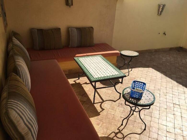 Apartamentos Beach Side 3 Bedrooms Riad  Ref 1092