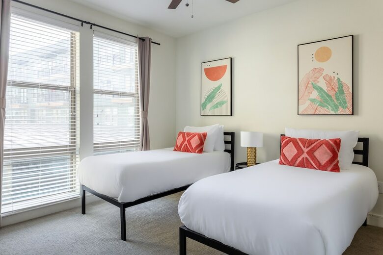 Kasa Dallas North Apartments