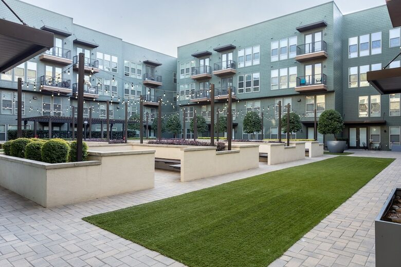 Kasa Dallas North Apartments