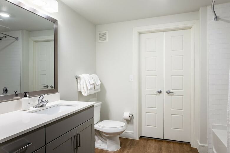 Kasa Dallas North Apartments