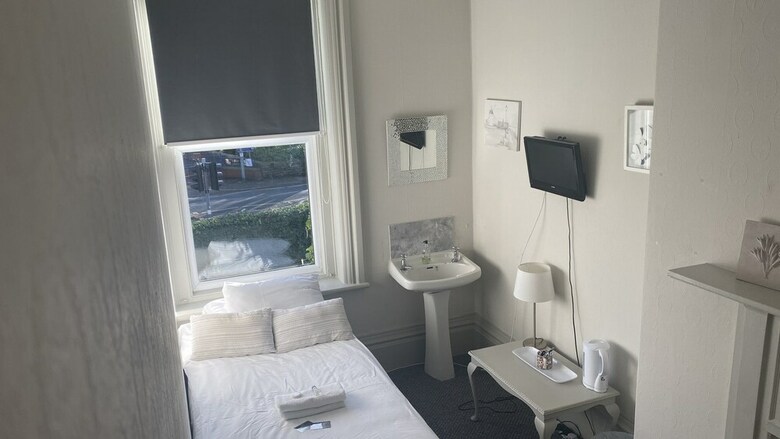 St Andrews House Hotel