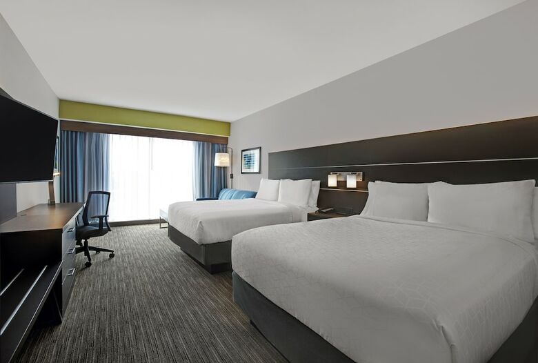 Hotel Holiday Inn Express & Suites Milwaukee - Brookfield