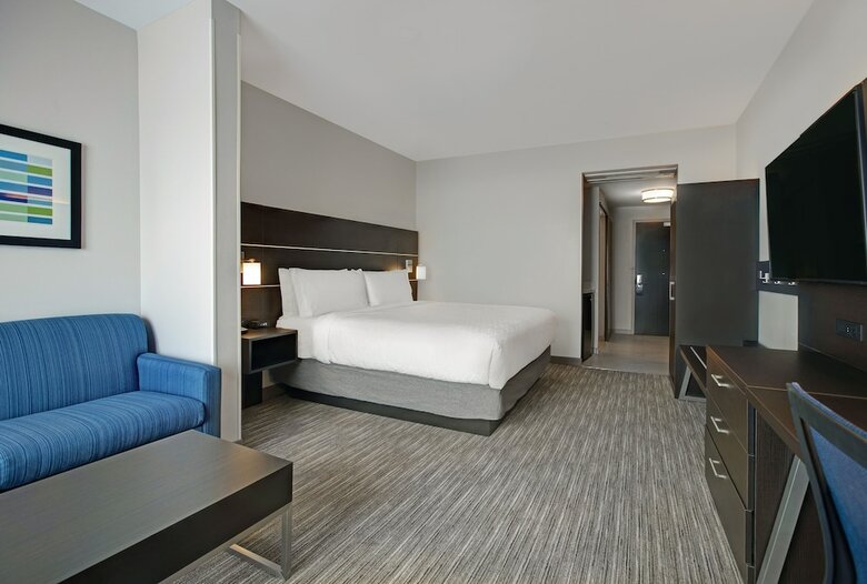 Hotel Holiday Inn Express & Suites Milwaukee - Brookfield