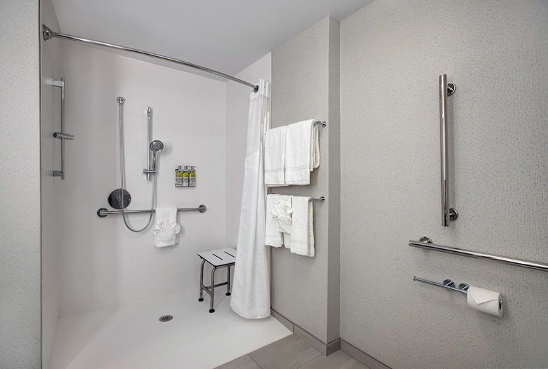 Hotel Holiday Inn Express & Suites Milwaukee - Brookfield