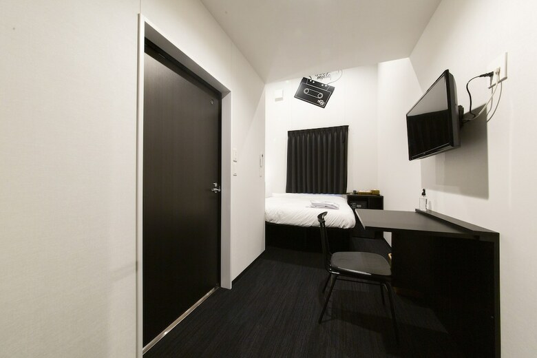 Hotel Trad Replay