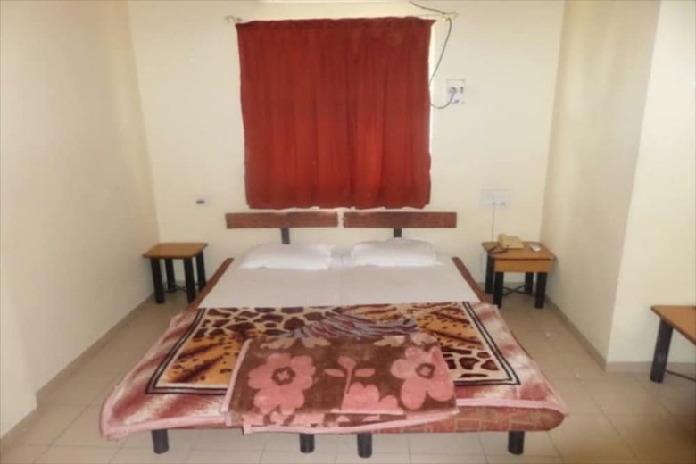 Hotel Cinderalla Inn Lodging