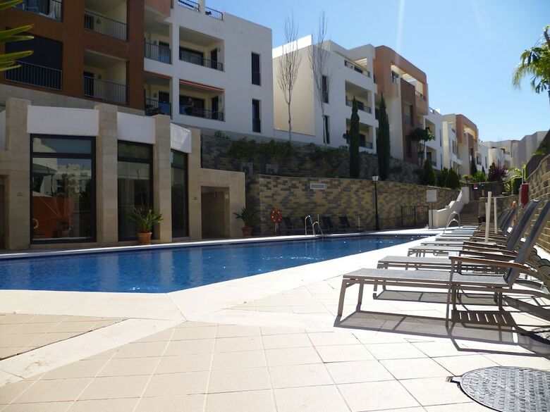 Luxurious Apartment With Spa Area