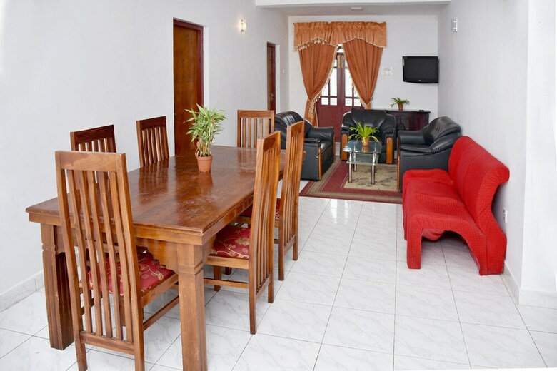 Hotel Oyo 341 Glenfield Resort