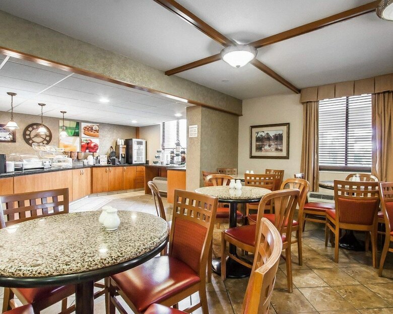 Hotel Quality Inn And Suites