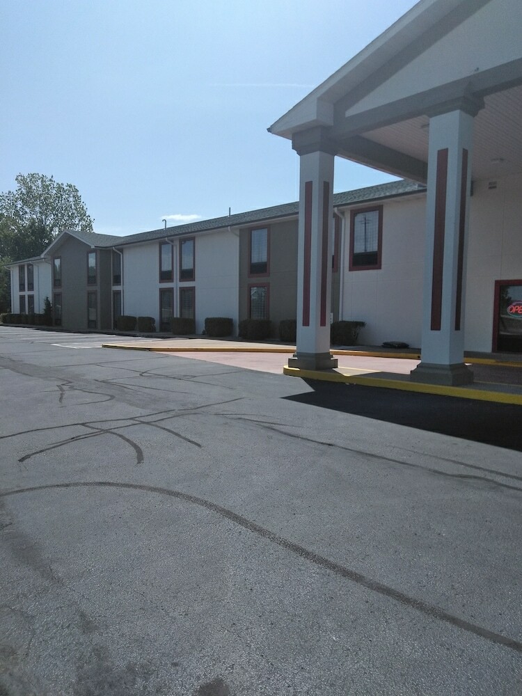 Hotel Quality Inn & Suites