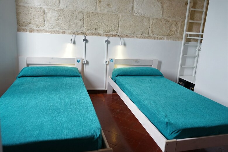 Hostal Hostel Menorca - Albergue Juvenil