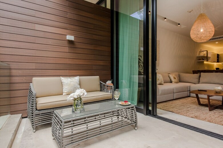 Apartamentos Steps From Beach - Luxury 2-bdr