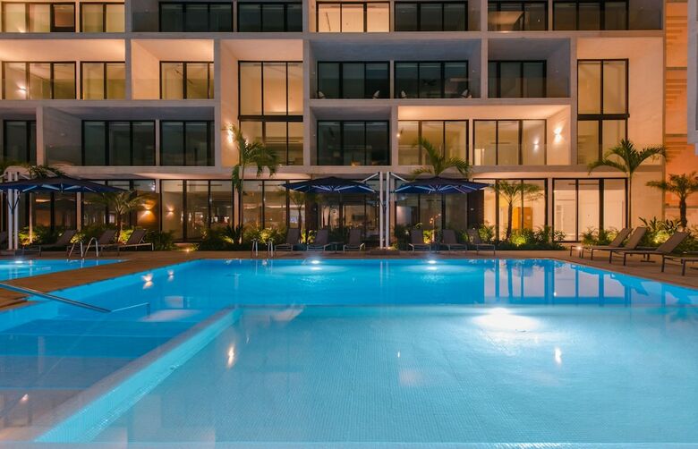 Apartamentos Steps From Beach - Luxury 2-bdr