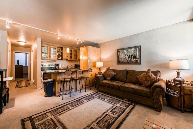 Park Avenue Condos By Identity Properties
