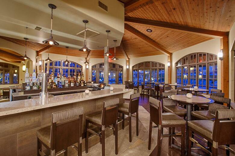 Embassy Suites By Hilton Mandalay Beach Hotel & Resort