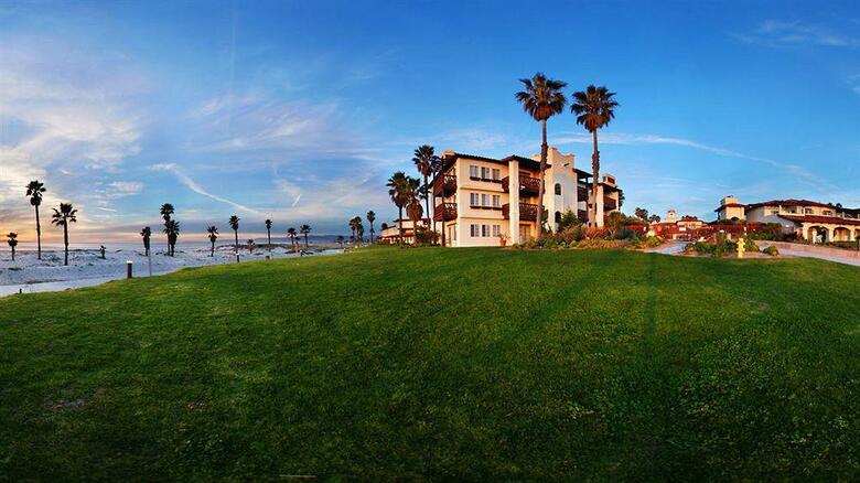 Embassy Suites By Hilton Mandalay Beach Hotel & Resort