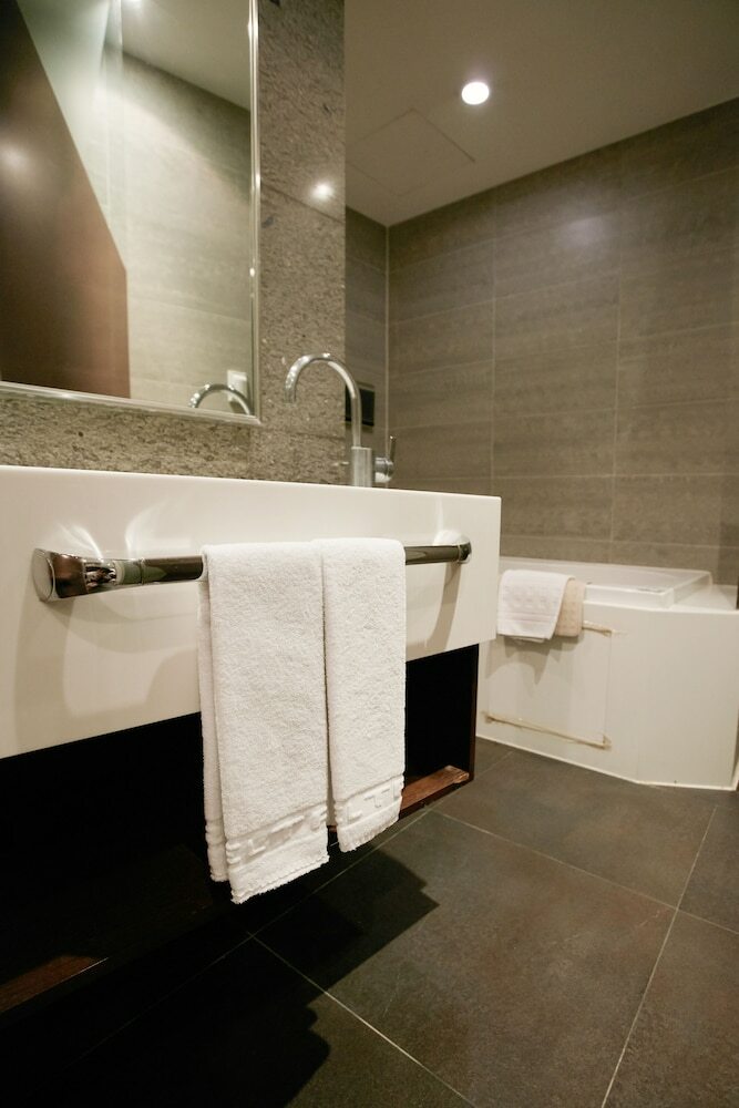 Tria Hotel