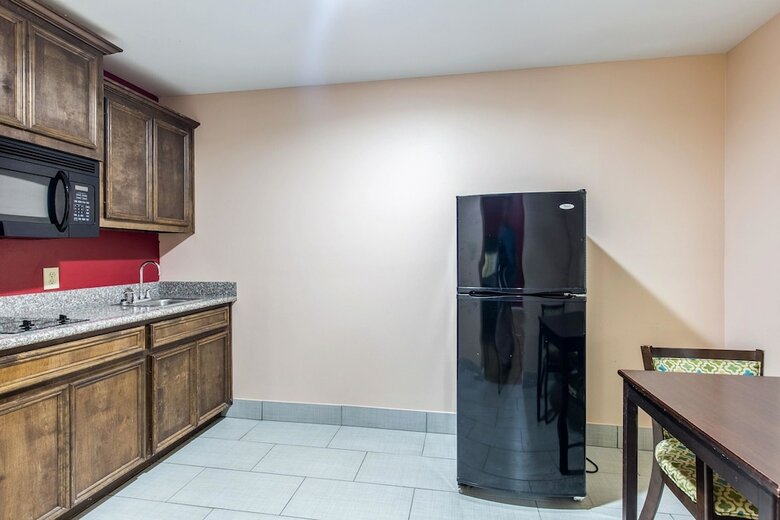 Hotel Quality Inn & Suites