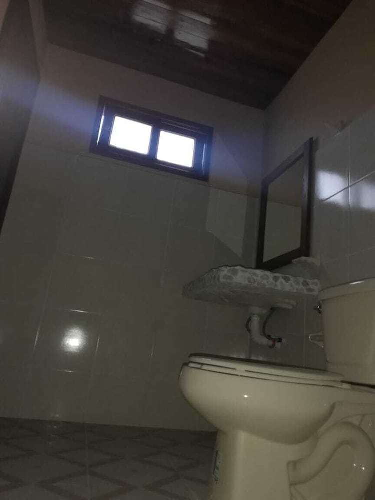 Hotel Caba�a Kayon & Zarco