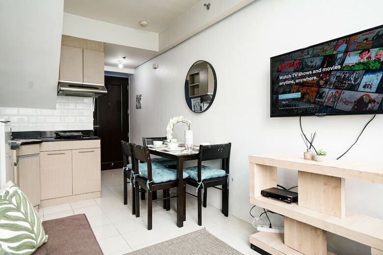 Apartamento Indigo Ortigas @ Eton Emerald