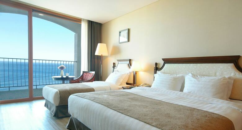 Hotel Maremons