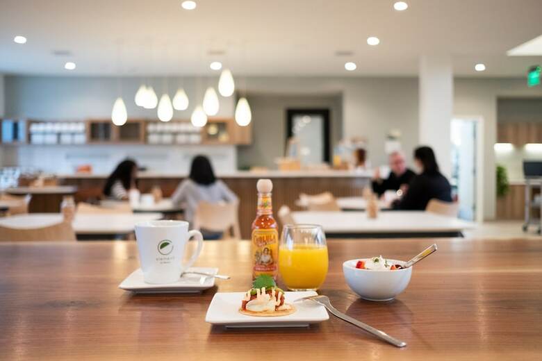 Hotel Element Toronto Airport