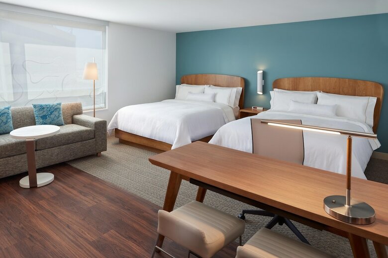 Hotel Element Toronto Airport