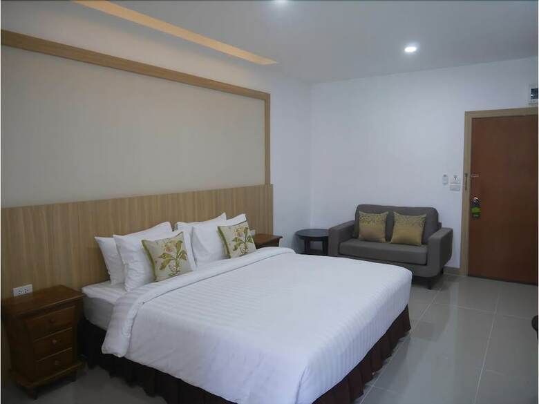 Nine Smiths Hotel Chiang Mai
