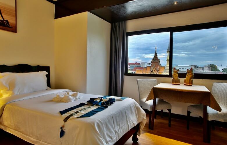Tapae Place Hotel