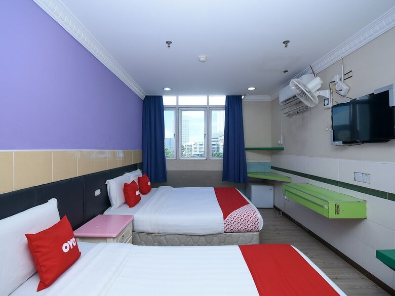 Hotel Oyo 89437 Cosy Inn