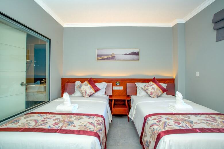 Angkor Zhe Jiang Hotel