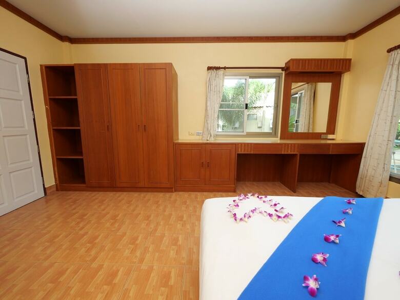 Hotel 99 Garden Patong