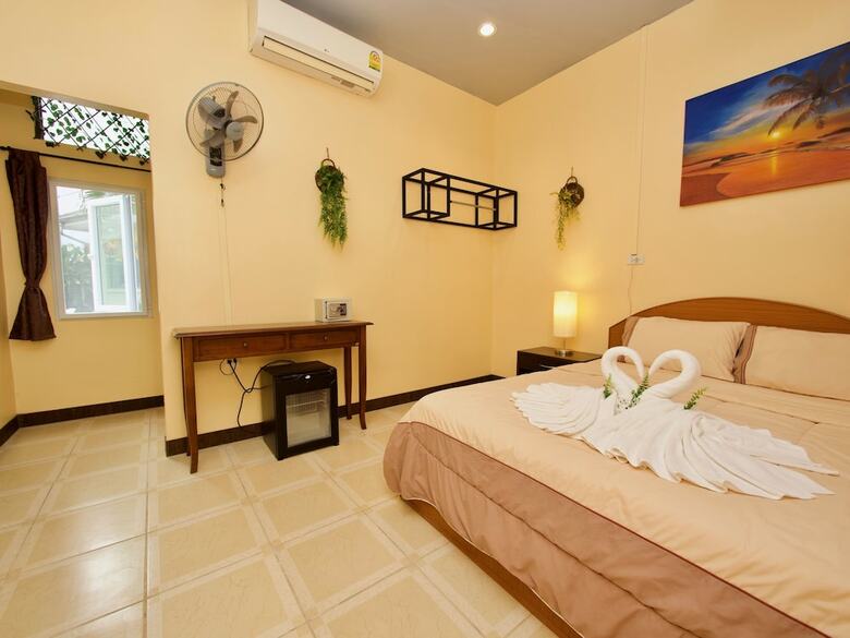 Hotel 99 Garden Patong