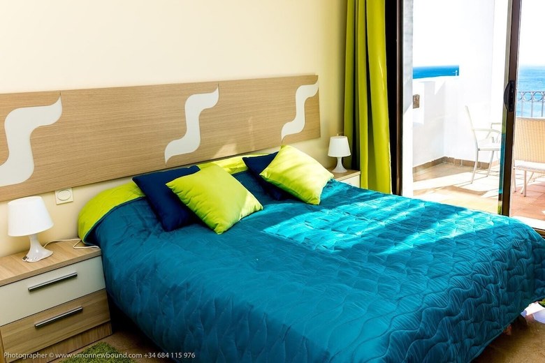 Apartment Marina de La Alcaidesa Sea View