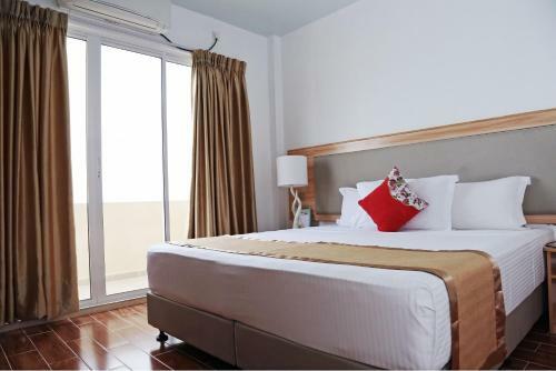 Hotel Holikan Beach Maafushi