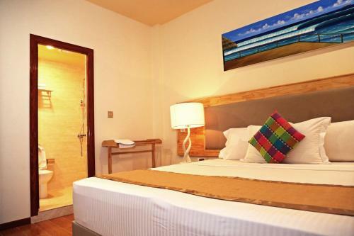 Hotel Holikan Beach Maafushi