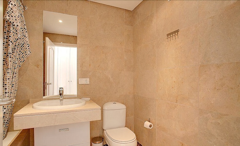 3 Bedroom Apartment Garden And Sea View