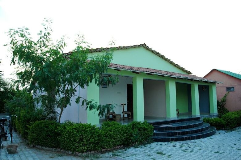 Hotel Kraj Tiger Resort