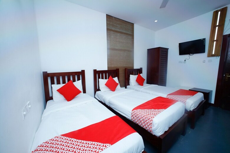 Oyo 375 Station Garden Hotel & Resturant