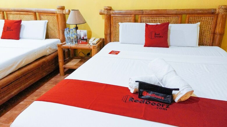 Hotel Reddoorz Plus @ Valencia Bohol