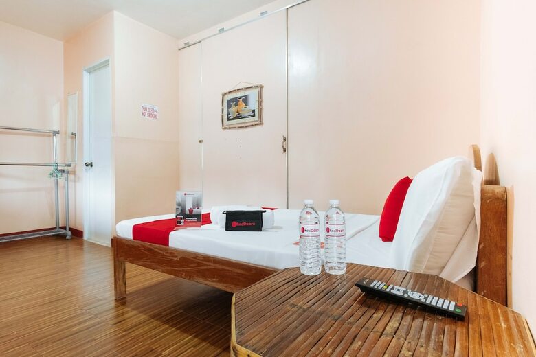Hotel Reddoorz @ Bm Road