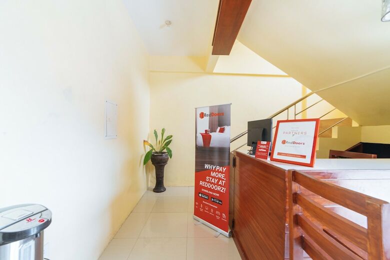 Hotel Reddoorz @ D Maagma Street
