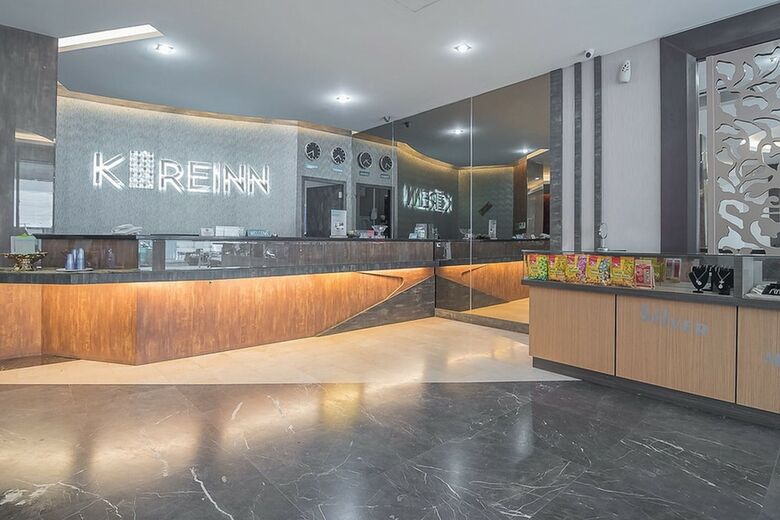 Hotel Reddoorz Plus Near Harbour Bay Mall Batam