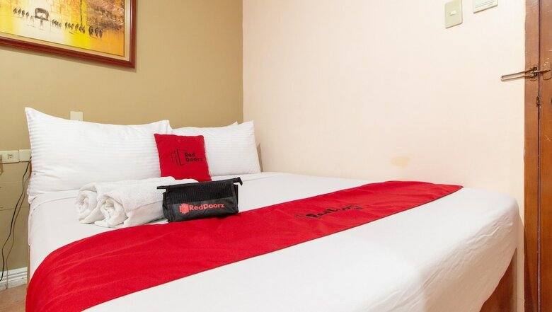 Hotel Reddoorz @ Downtown Tacloban