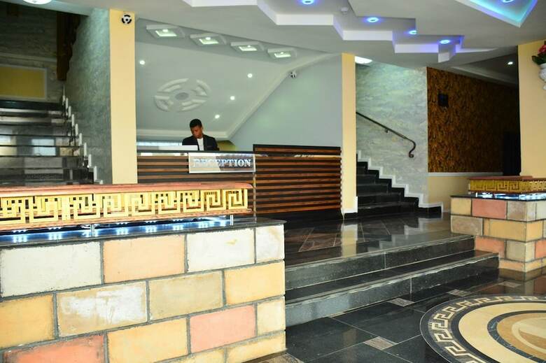 Hotel Lj Grand Resort