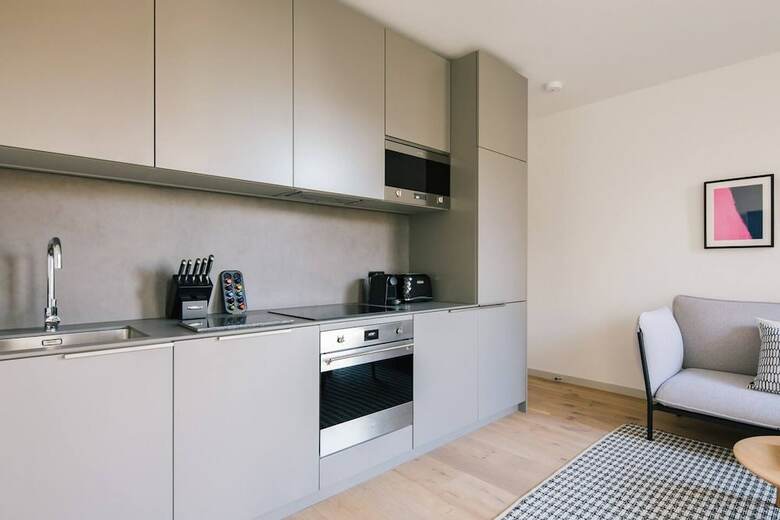 Oxford Street Apartments