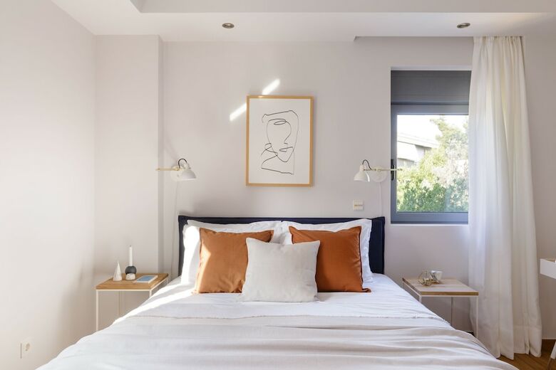 Eos Urban Villa By Upstreet
