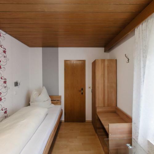 Posada Gasthof Liederhalle