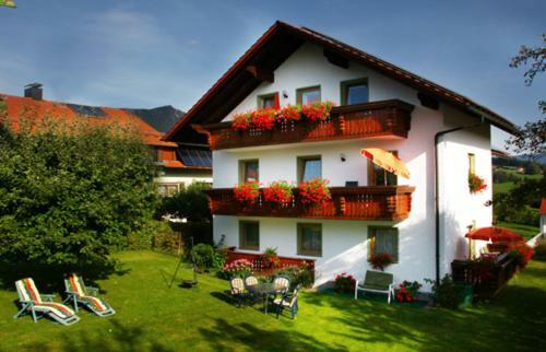Apartamentos Ferienwohnungen Schmid