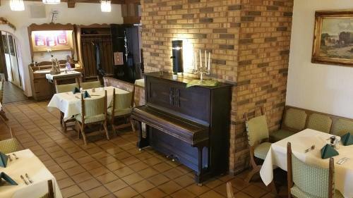 Hotel-restaurant Fr�hlich